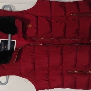 US POLO Vest Size Small Burgundy